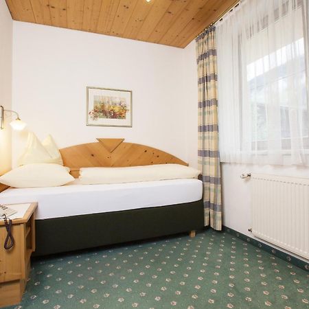 ניוסטיפט אים סטובאיטל Hotel & Appartements Alpenresidenz Viktoria חדר תמונה