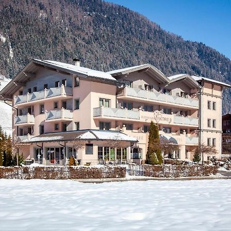 ניוסטיפט אים סטובאיטל Hotel & Appartements Alpenresidenz Viktoria מראה חיצוני תמונה