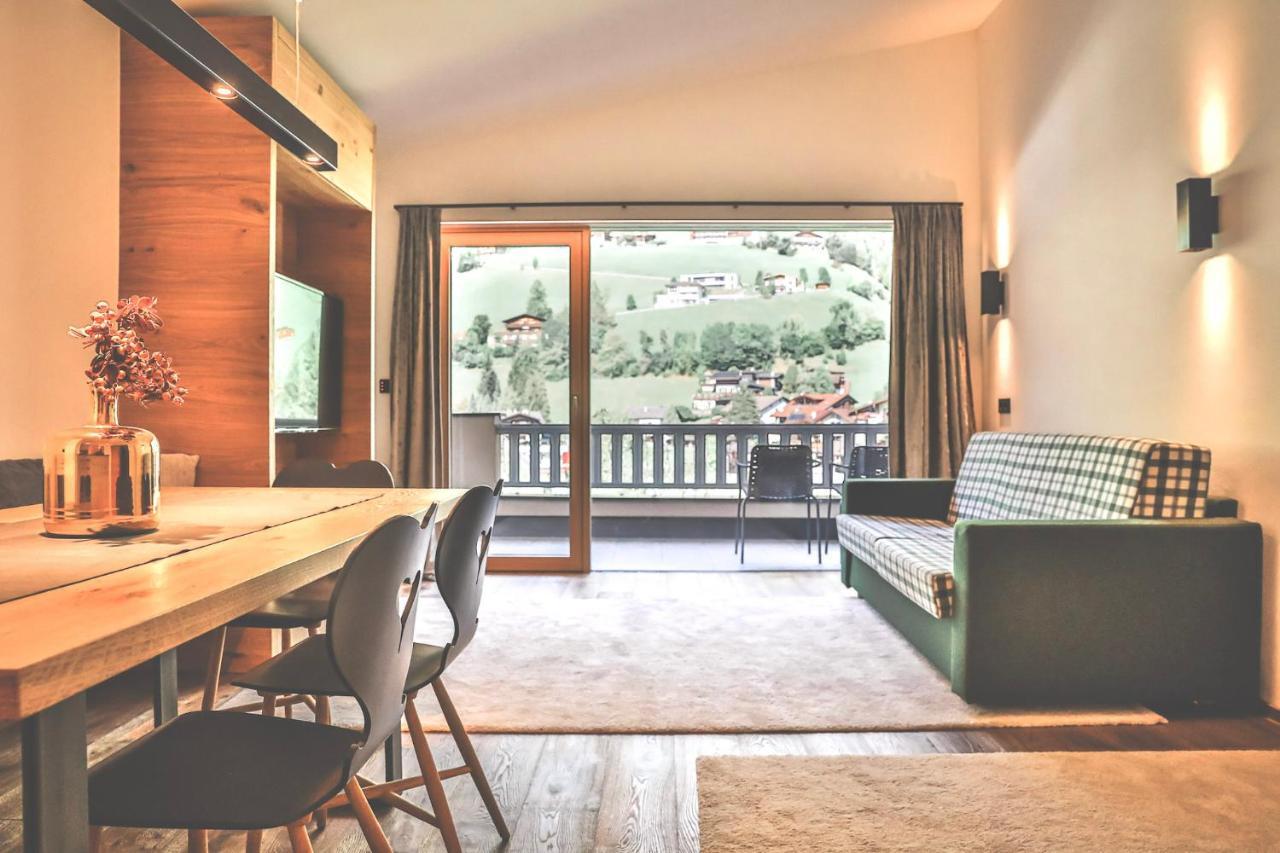 ניוסטיפט אים סטובאיטל Hotel & Appartements Alpenresidenz Viktoria מראה חיצוני תמונה