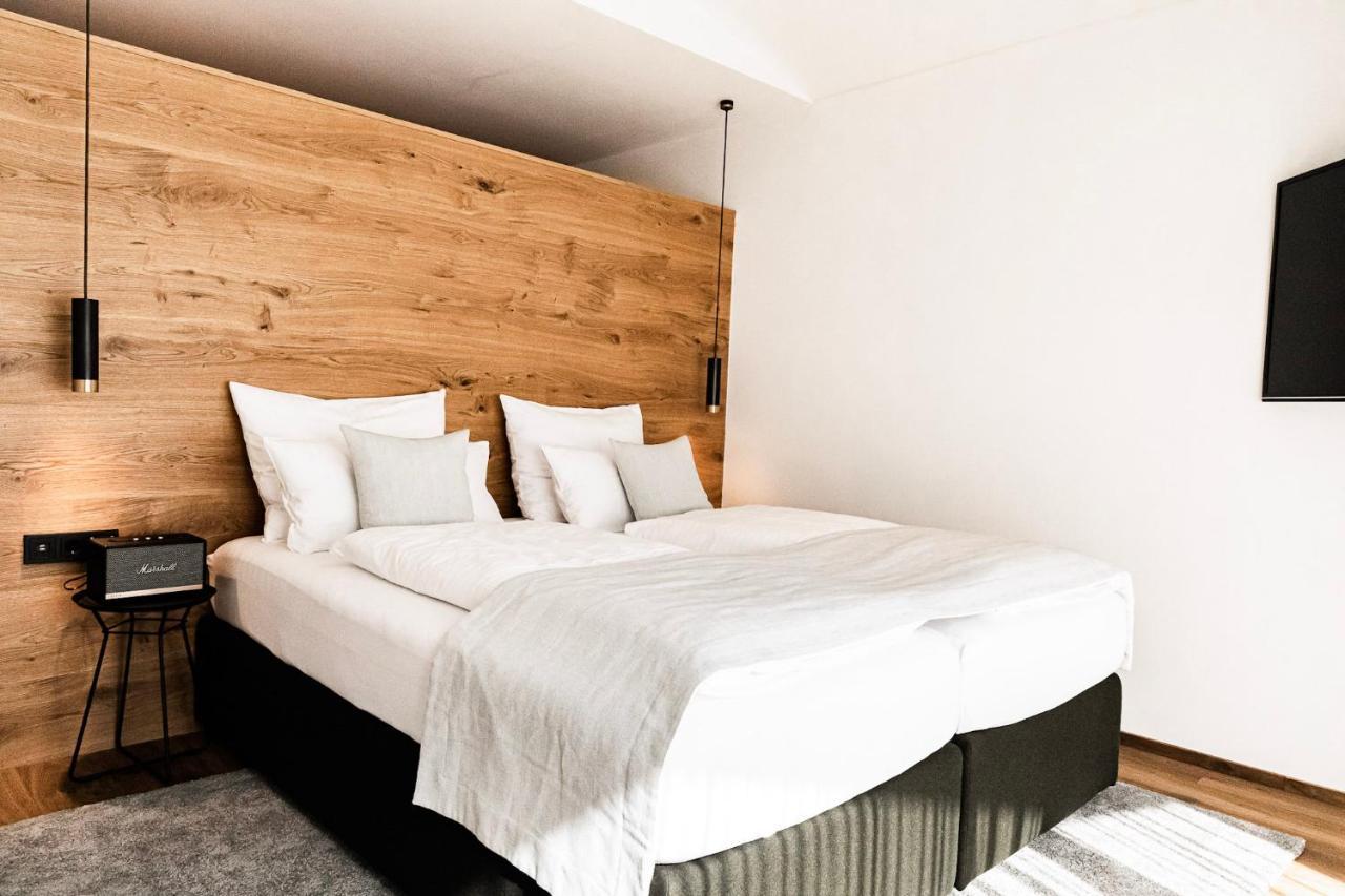 ניוסטיפט אים סטובאיטל Hotel & Appartements Alpenresidenz Viktoria מראה חיצוני תמונה