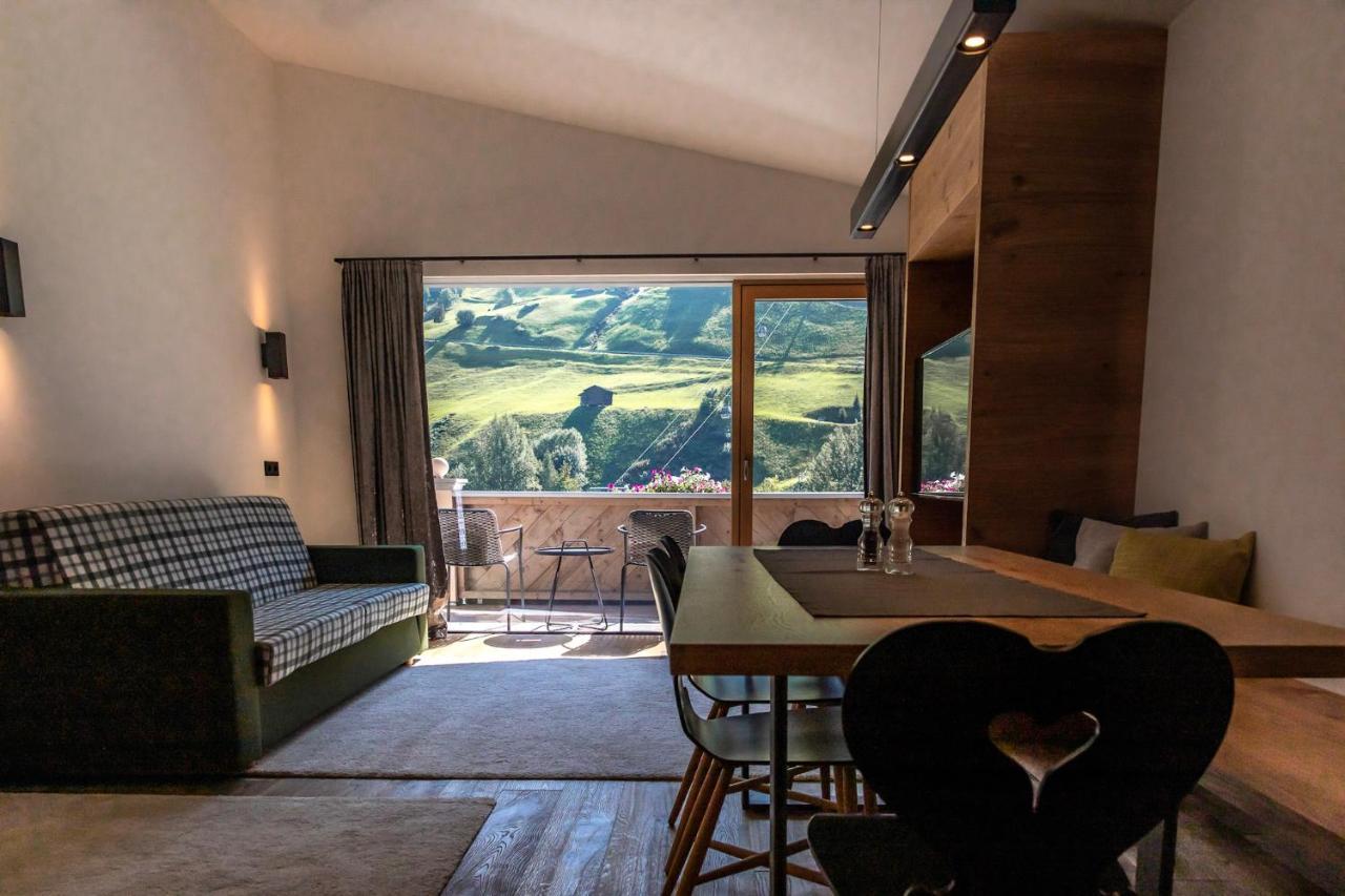 ניוסטיפט אים סטובאיטל Hotel & Appartements Alpenresidenz Viktoria מראה חיצוני תמונה