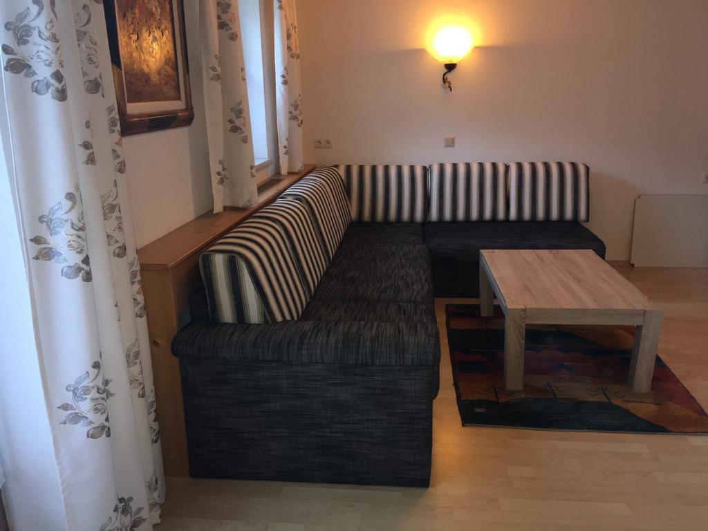 ניוסטיפט אים סטובאיטל Hotel & Appartements Alpenresidenz Viktoria מראה חיצוני תמונה