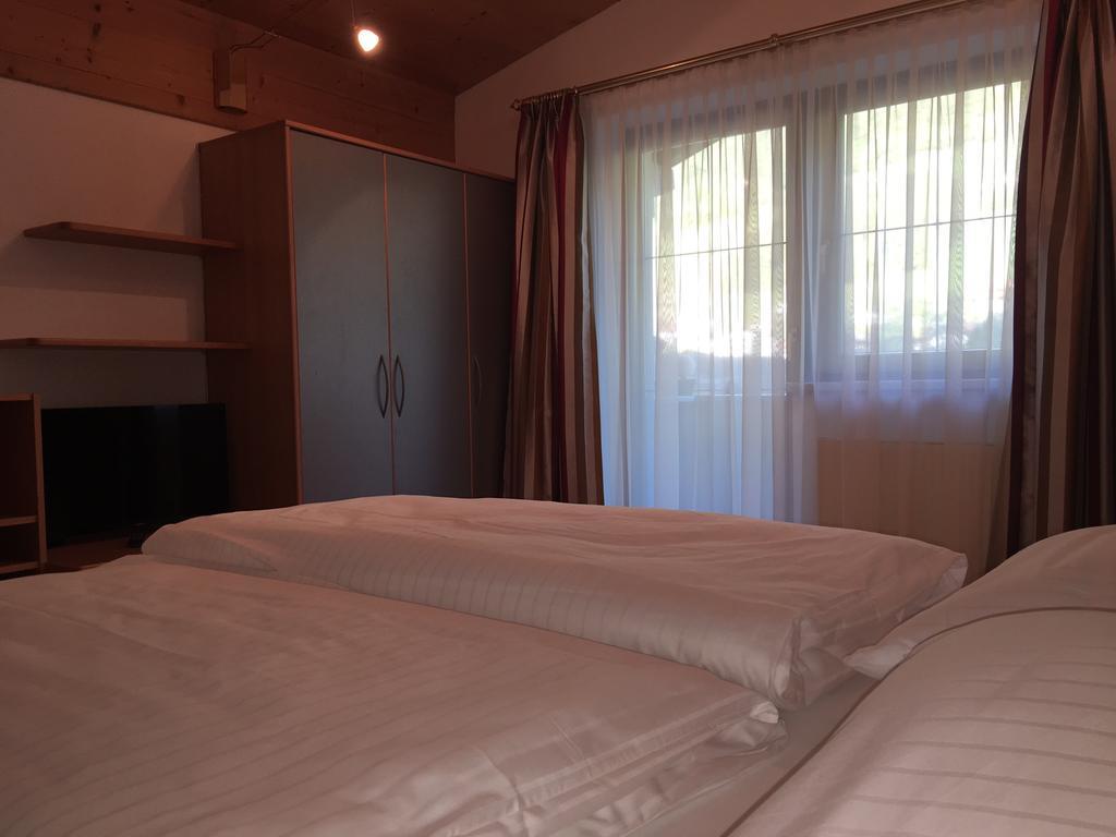 ניוסטיפט אים סטובאיטל Hotel & Appartements Alpenresidenz Viktoria מראה חיצוני תמונה