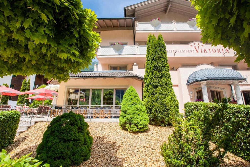 ניוסטיפט אים סטובאיטל Hotel & Appartements Alpenresidenz Viktoria מראה חיצוני תמונה
