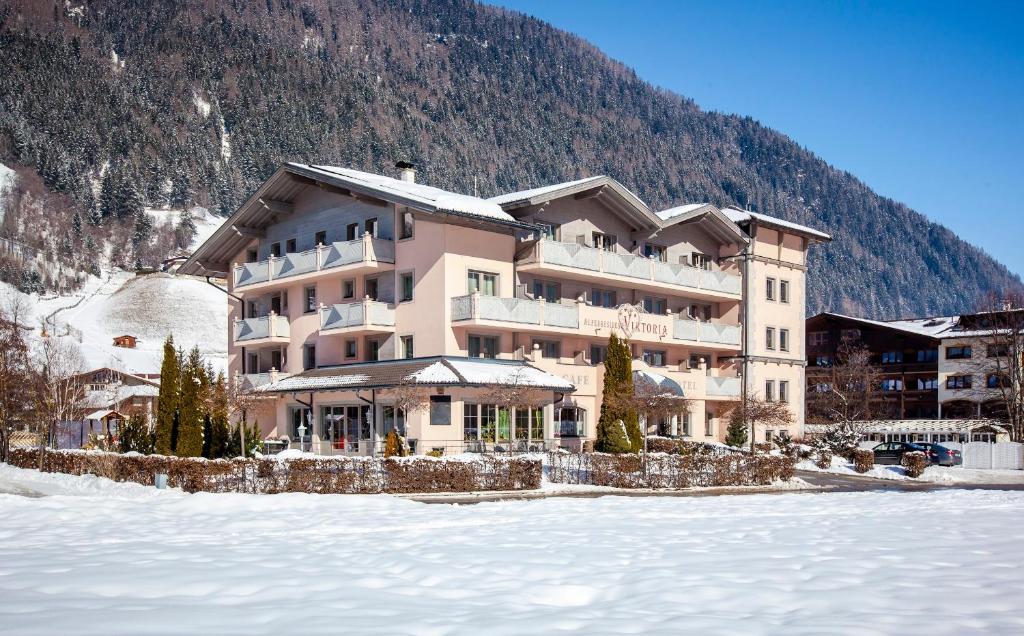 ניוסטיפט אים סטובאיטל Hotel & Appartements Alpenresidenz Viktoria מראה חיצוני תמונה